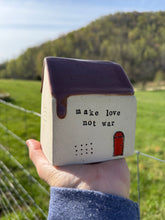 Load image into Gallery viewer, make love not war